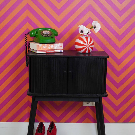 Vase -  Flower Vase Swirl  - Red/Pink - 15x15x15cm