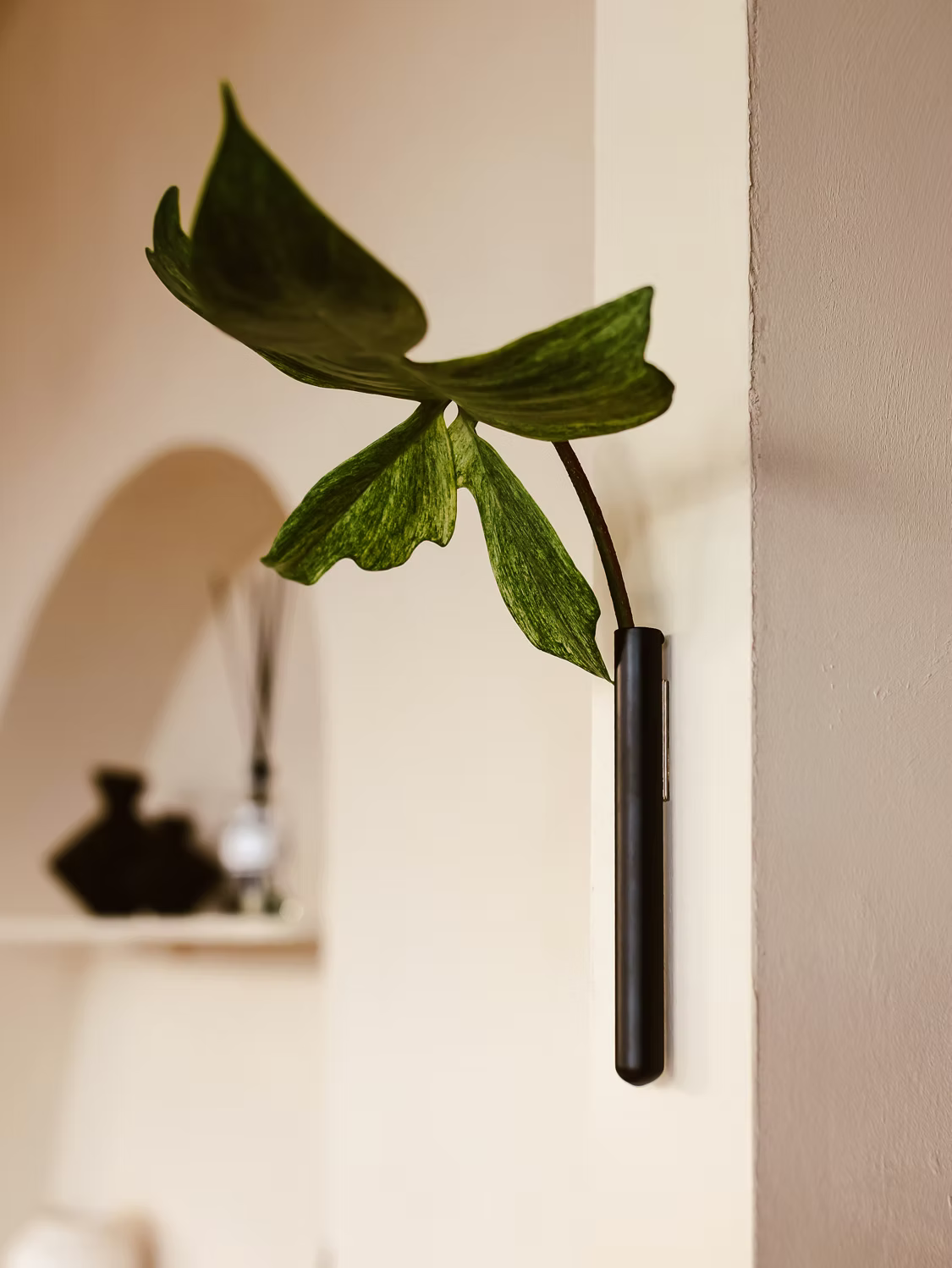 Walleaf Vase (1-pack)