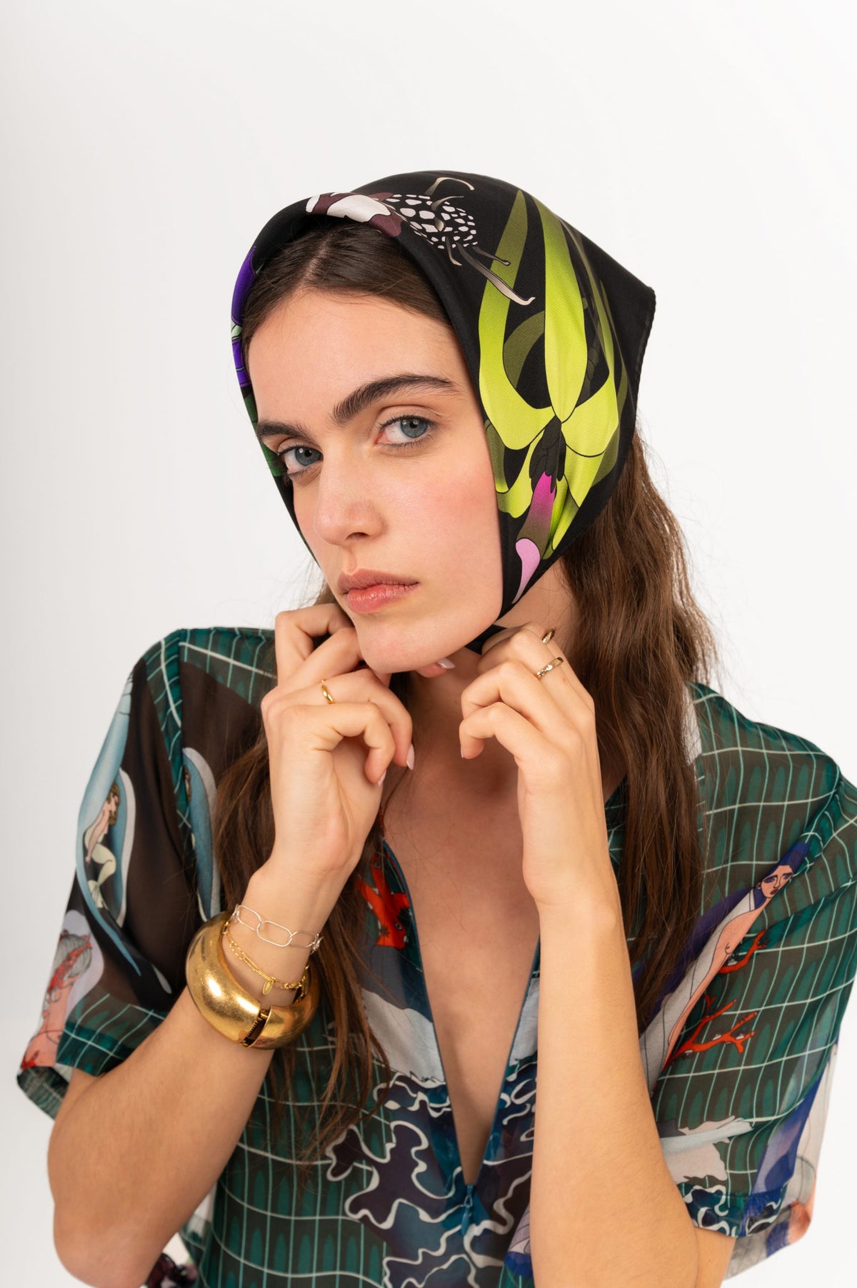 AENAO Silk Scarf | Lily - Black