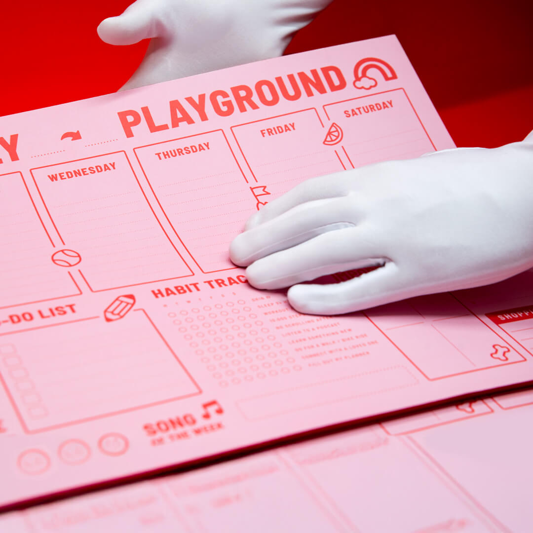 Weekly Playground Planner – Pink Red