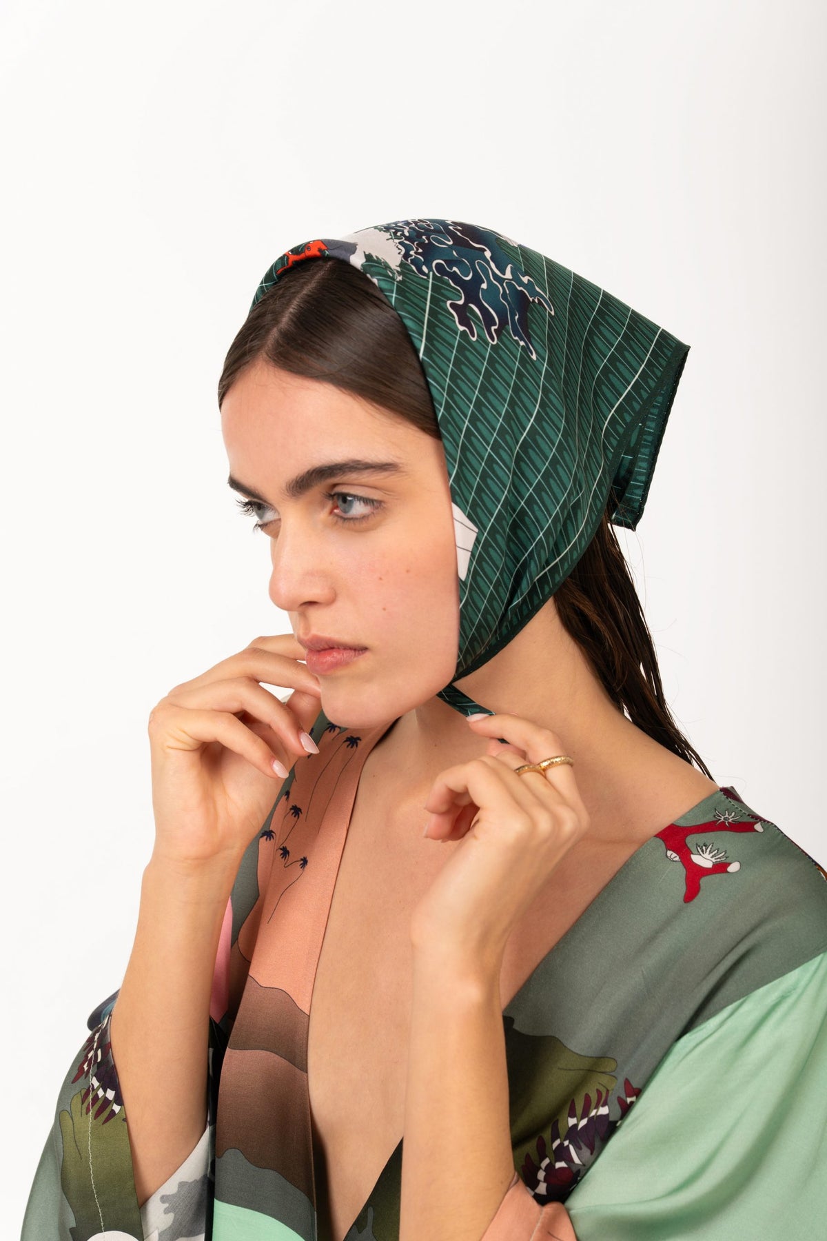 AENAO Silk Scarf | Urban Seased