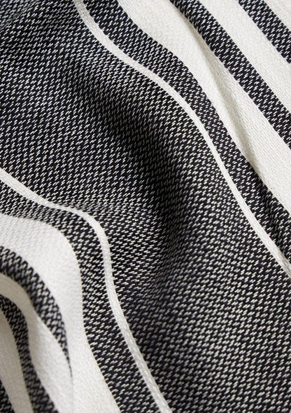 Salentina Tencel Towel – Black